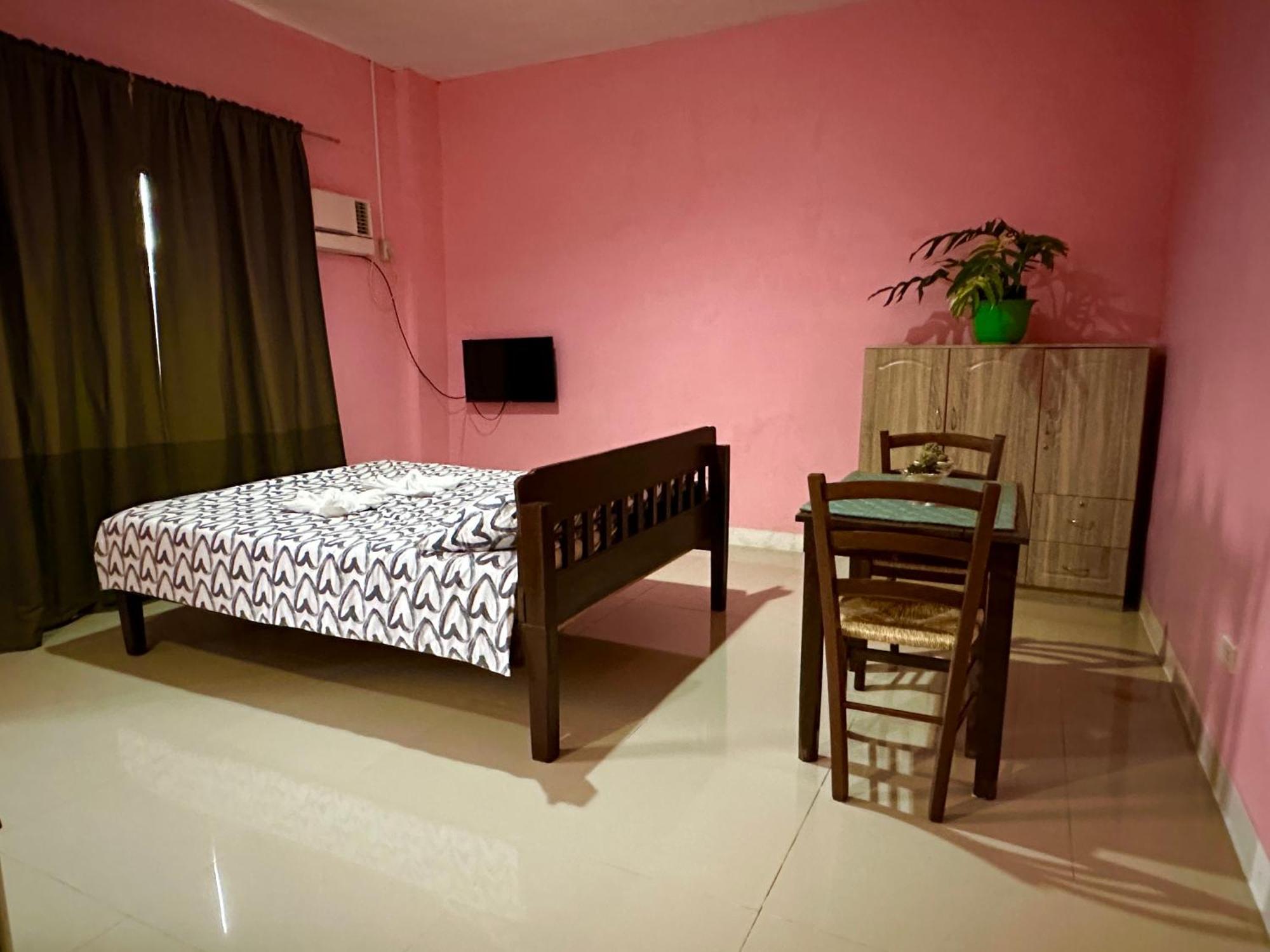 Rozay Travellers Inn Kabankalan Exterior foto